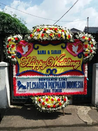 Karangan Bunga Pernikahan gedung serbaguna jekan raya